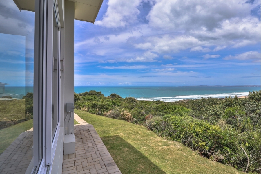 4 Bedroom Property for Sale in Moquini Coastal Estate Western Cape